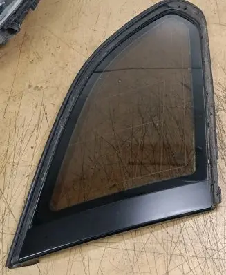 BMW 5 F10 F11 Rear side window 43R001583
