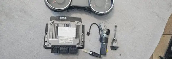 Peugeot 5008 Engine ECU kit and lock set 9666938880 0261S05863 9666174880