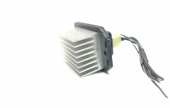Suzuki Swift II Heater blower motor/fan resistor 0778000710