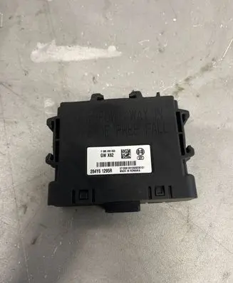 Renault Master III Immobilizer control unit/module 284Y61295R