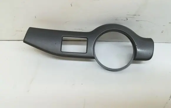 Skoda Octavia Mk2 (1Z) Dashboard glove box trim 1Z1858417