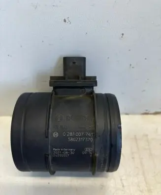Iveco Daily 6th gen Mass air flow meter 5802317370 0281007741
