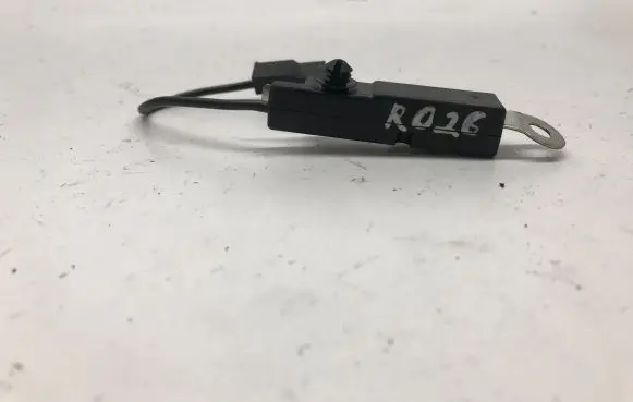 Mercedes-Benz ML W166 Aerial antenna amplifier A1668201489