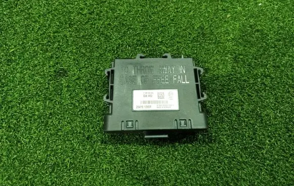 Renault Master III Immobilizer control unit/module 284Y61295R F005V03063