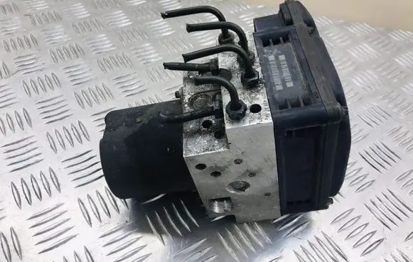 Mercedes-Benz E W211 ABS Pump A2114313712