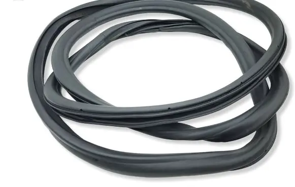 Chevrolet Trax Front door rubber seal 