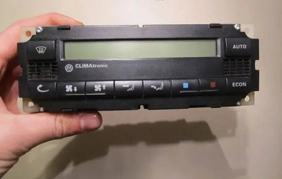 Volkswagen PASSAT B5 Climate control unit