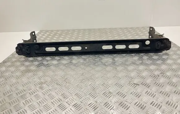 Radiator mount bracket