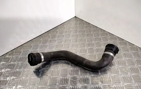 BMW X3 E83 Engine coolant pipe/hose