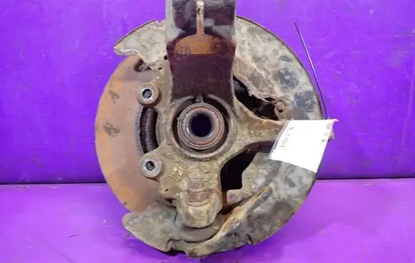 Volvo V50 Front wheel hub spindle knuckle