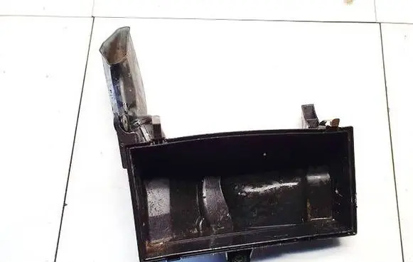 Mitsubishi Space Star Air filter box mr481002 2832711