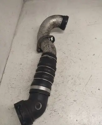 BMW 5 E60 E61 Intercooler hose/pipe 4727353 11884410