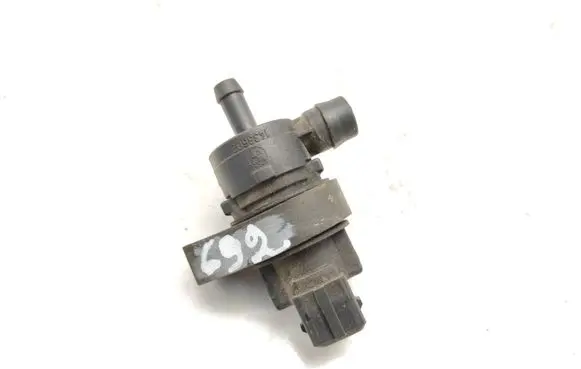 BMW Z4 E85 E86 Vacuum valve 1433602