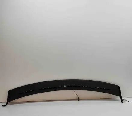 Dashboard glove box trim