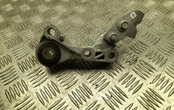 BMW 2 Active Tourer U06 Engine mounting bracket 9799982