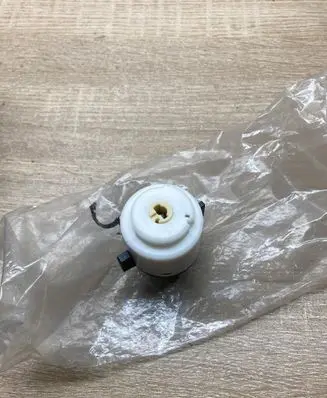 Audi A6 S6 C5 4B Ignition lock contact 4B0905849