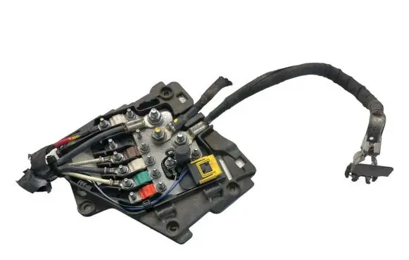 Citroen DS3 Battery relay fuse 9801147680 116512