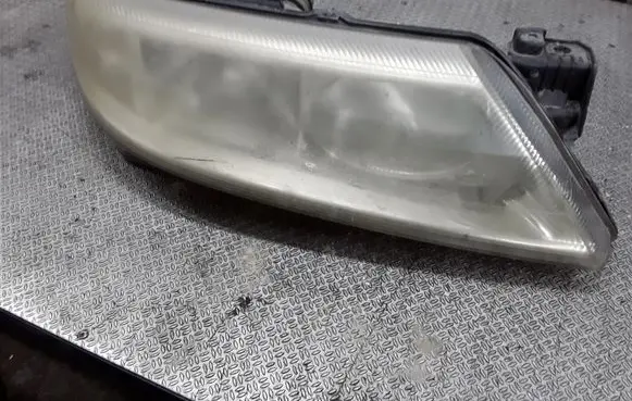 Renault Laguna II Headlight/headlamp 89003522