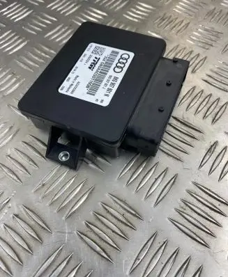 Audi Q5 SQ5 Hand brake control module 8K0907801N