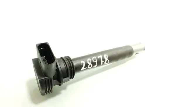 Volkswagen Scirocco High voltage ignition coil 06H905115 0221604109
