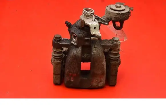 Opel Zafira A Rear brake caliper 