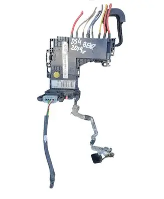 Citroen DS4 Battery relay fuse 9665878180 L0J1997Z00