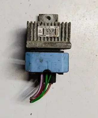 Renault Scenic III - Grand scenic III Glow plug pre-heat relay 110678071R