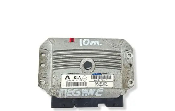 Renault Megane III Engine control unit/module 237101370R 237101353R V29009794A