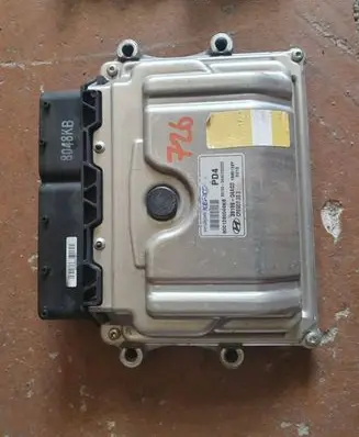 Hyundai i10 Engine control unit/module ECU 3919904AC0