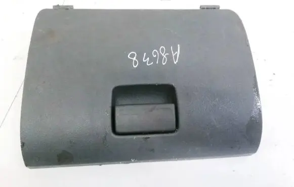 Ford Focus Glove box V258801 FDD200
