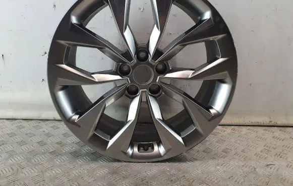 R20 alloy rim