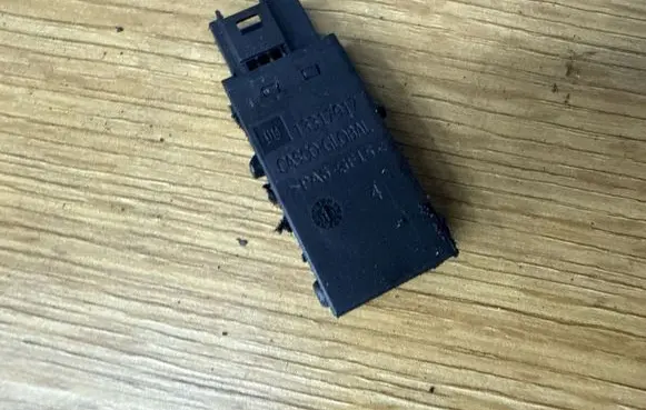 Opel Insignia A AUX in-socket connector 13317917