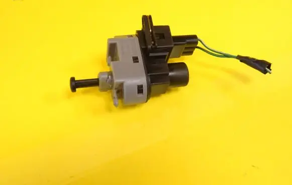 Ford Focus Brake pedal sensor switch 1S7T13480AA