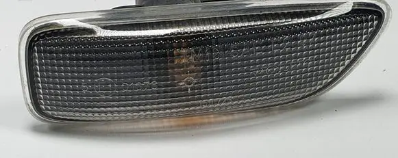 Ford Mondeo Mk III Front indicator light 30722642
