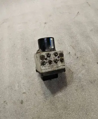 Volkswagen PASSAT B6 ABS Pump 3C0614109N 16705704F 16706904