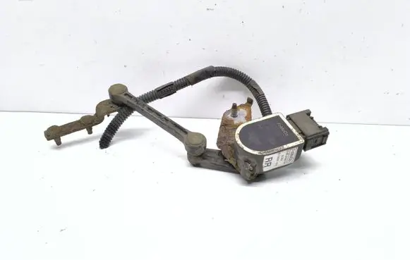 Volvo V60 Rear air suspension level height sensor 8G9N5A955BA 8G9N3C492AA