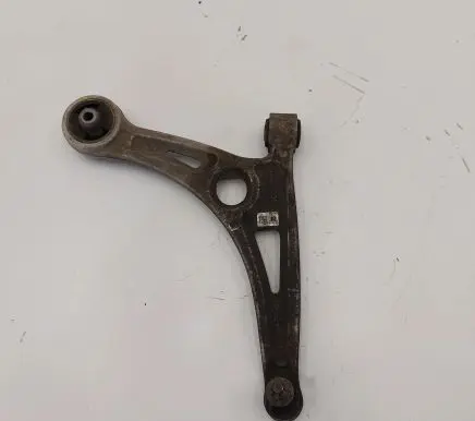 Hyundai Kona I Front lower control arm/wishbone