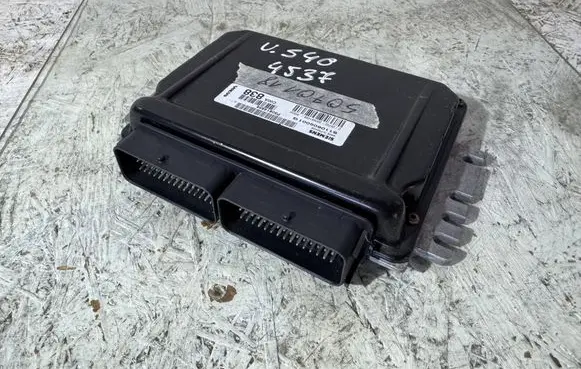 Volvo S40, V40 Engine control unit/module S110606001 P30614838
