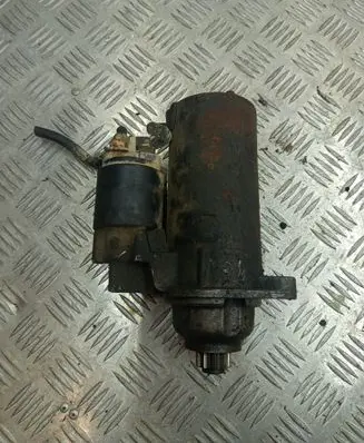 Volkswagen Golf IV Starter motor