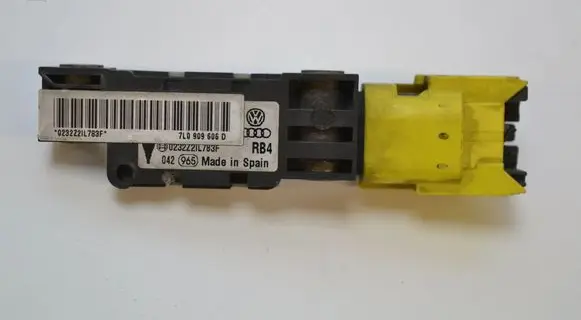 Volkswagen Phaeton Airbag deployment crash/impact sensor 7L0909606D