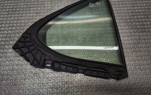 Lexus UX Rear vent window glass 6818876020