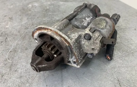Hyundai i30 Starter motor 361002A500