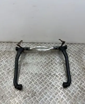 Engine coolant pipe/hose
