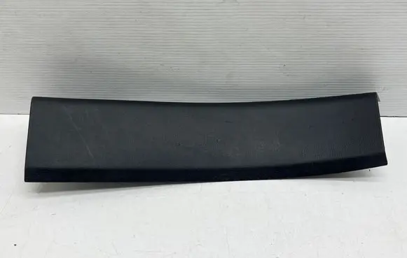 Ford Escape IV Rear sill trim cover LJ6BS13245AAW GB9DAL1 1204901