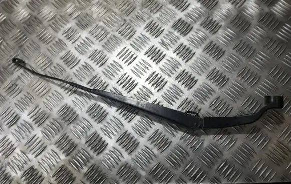Mazda 6 Front wiper blade arm 781864rd