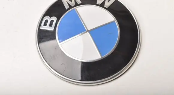 BMW 2 F22 F23 Manufacturer badge logo/emblem 7288752