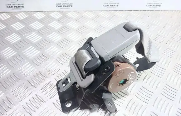 KIA Sorento Middle seatbelt (rear) 22F604