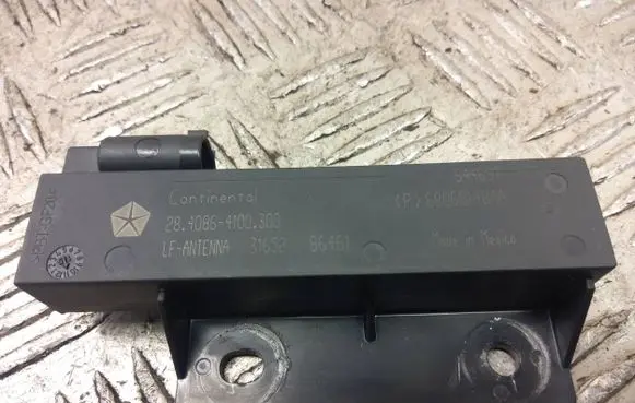 Fiat 500X Aerial antenna amplifier 31652