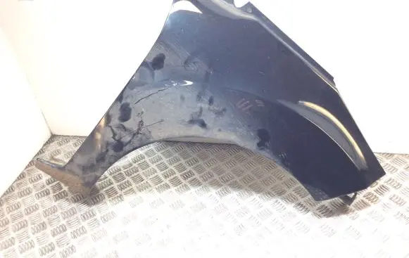 Ford Fiesta Fender C1BBA16U10AA
