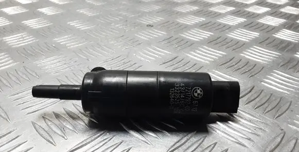 BMW 5 F10 F11 Headlight washer pump 67127217792 7217792
